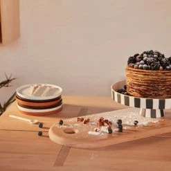 OYOY LIVING Toppu Tray - Large - White / Black