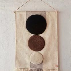 OYOY LIVING Maru Wall Rug - Brown / Offwhite