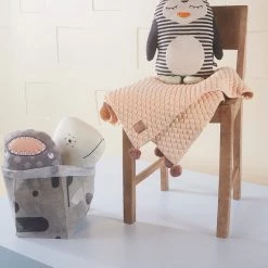 OYOY MINI NOW IN STOCK Penguin Pingo - White / Black