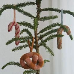 OYOY LIVING Christmas Pretzels - Multi