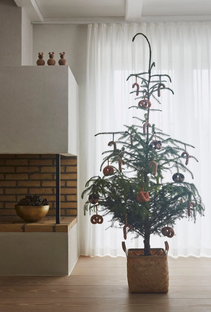 OYOY LIVING Christmas Sugar Canes - Multi NOW IN STOCK 3 OYOY LIVING Christmas Sugar Canes - Multi NOW IN STOCK