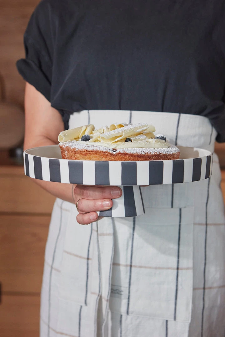 OYOY LIVING NOW IN STOCK Gobi Apron - Chef 2 OYOY LIVING NOW IN STOCK Gobi Apron - Chef