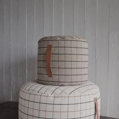 OYOY LIVING Grid Pouf Large - Offwhite