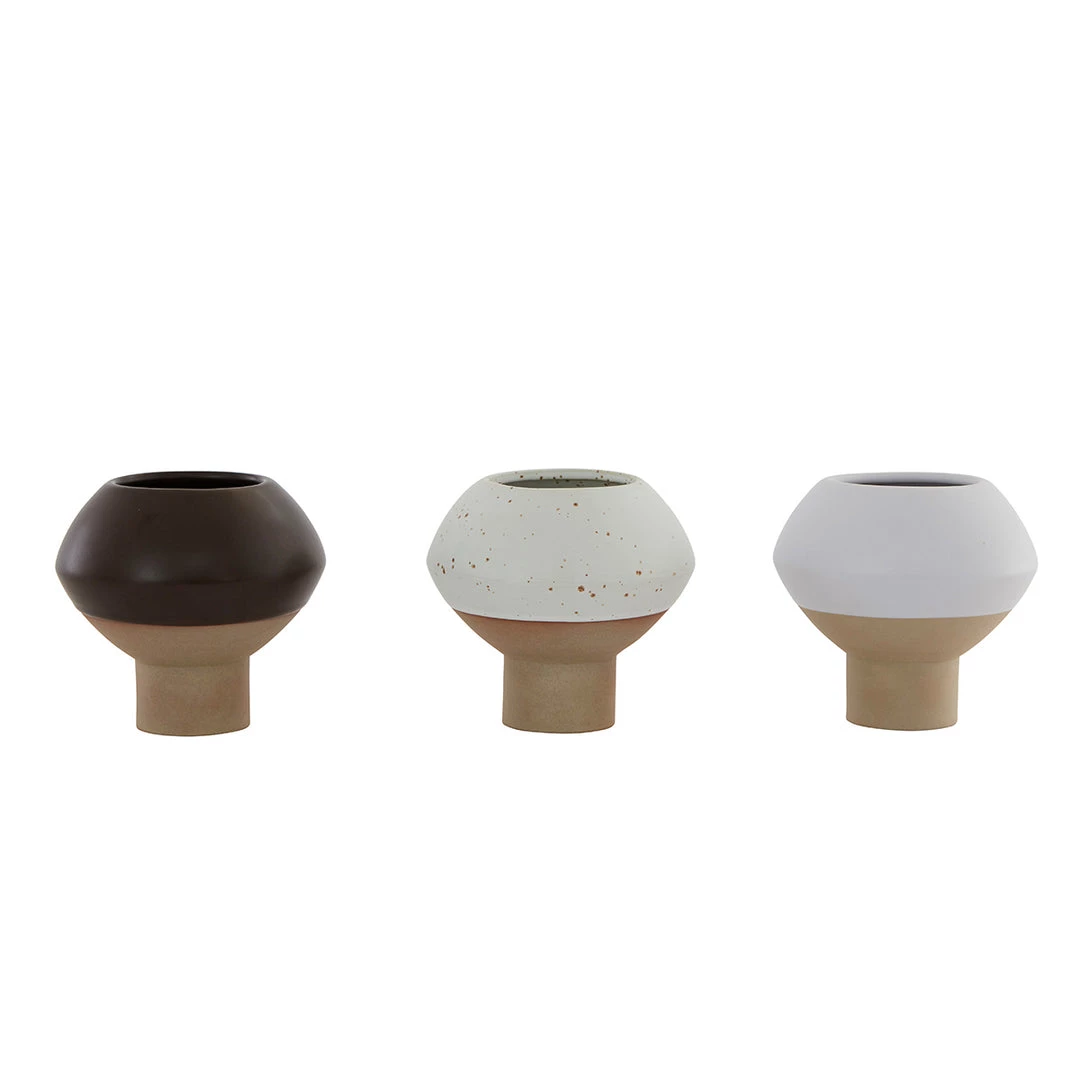 OYOY LIVING NOW IN STOCK Hagi Mini Vase - Brown 5 OYOY LIVING NOW IN STOCK Hagi Mini Vase - Brown