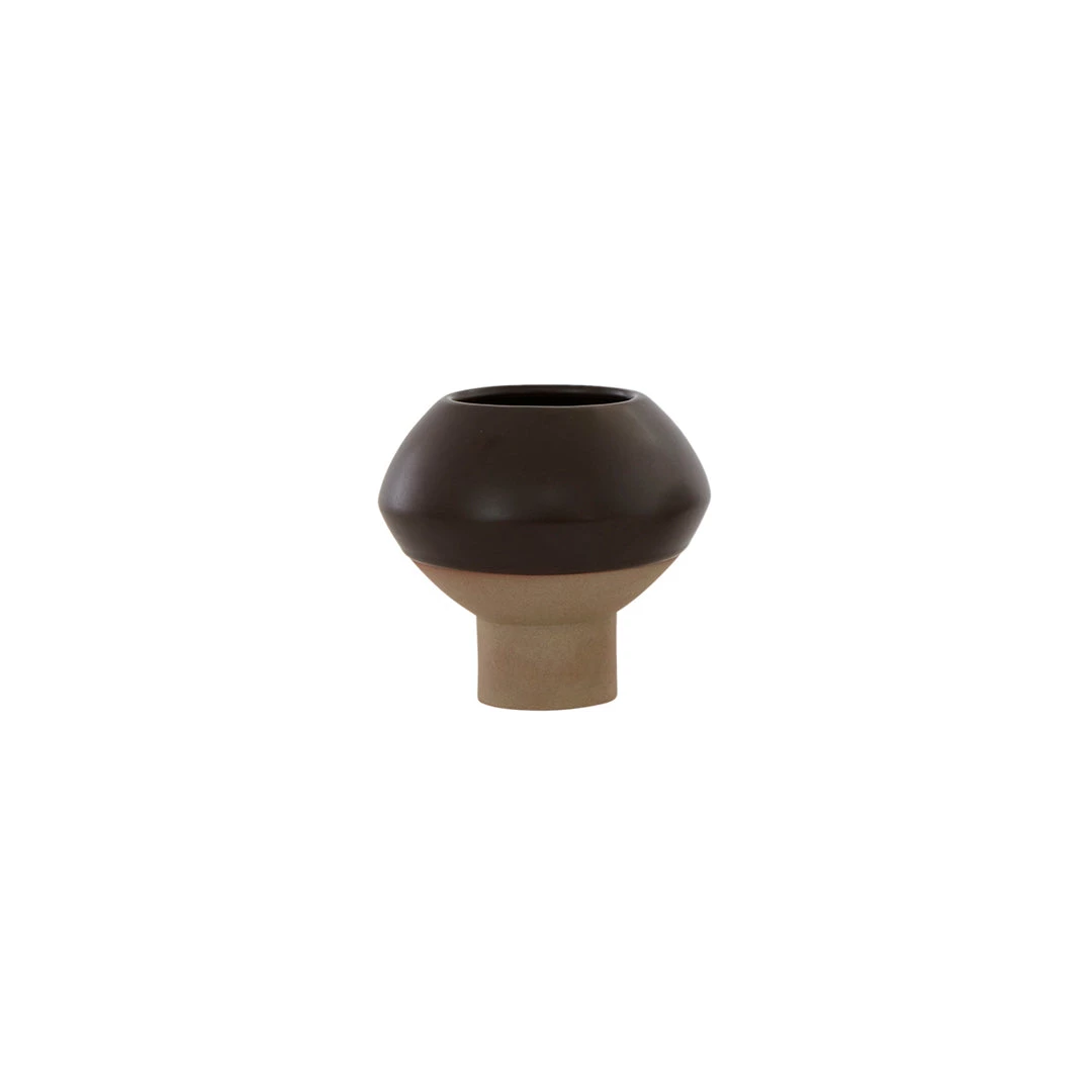 OYOY LIVING NOW IN STOCK Hagi Mini Vase - Brown 1 OYOY LIVING NOW IN STOCK Hagi Mini Vase - Brown