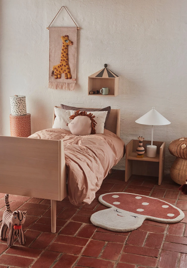 OYOY MINI Hevali Night & Day Bed - Nature 3 OYOY MINI Hevali Night & Day Bed - Nature