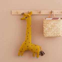 OYOY MINI Noah Giraffe - Curry NOW IN STOCK