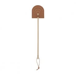 OYOY LIVING Rainbow Flyswatter - Fudge