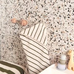 OYOY MINI Raita Hooded Towel LOOK FORWARD TO