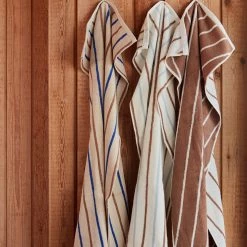 OYOY LIVING Raita Towel - 50x100 Cm NOW IN STOCK 5 OYOY LIVING Raita Towel - 50x100 Cm NOW IN STOCK