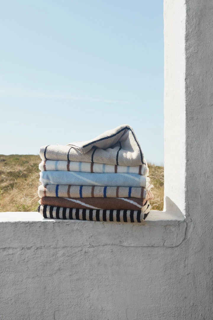 OYOY LIVING Raita Towel - 50x100 Cm NOW IN STOCK 3 OYOY LIVING Raita Towel - 50x100 Cm NOW IN STOCK