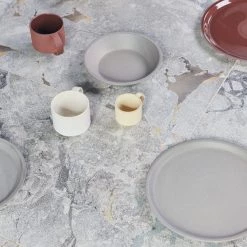 OYOY LIVING Yuka Lunch Plate - Pack Of 2 LOOK FORWARD TO